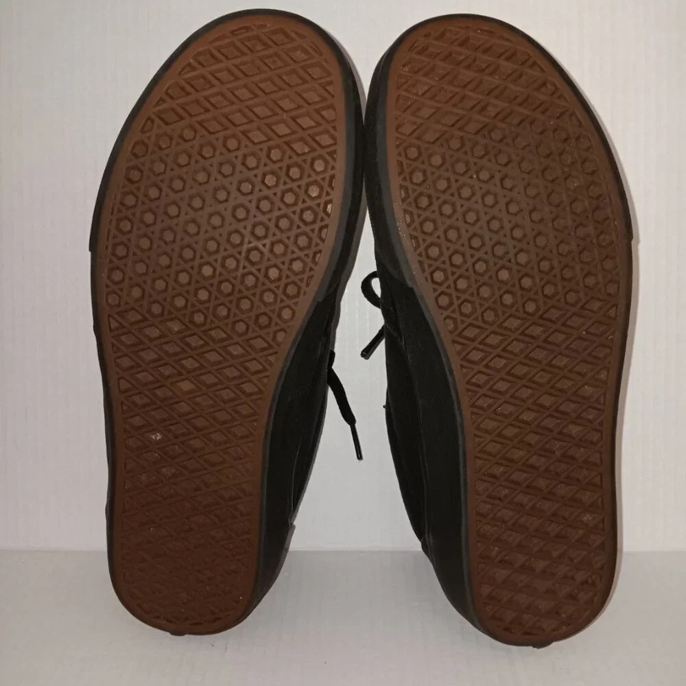VANS LACE UP CANVAS SNEAKERS